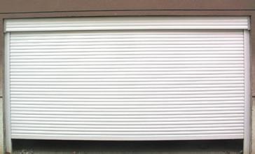 百萬莊社區(qū)安裝電動卷簾門 京遠電動閘門的安全與便利